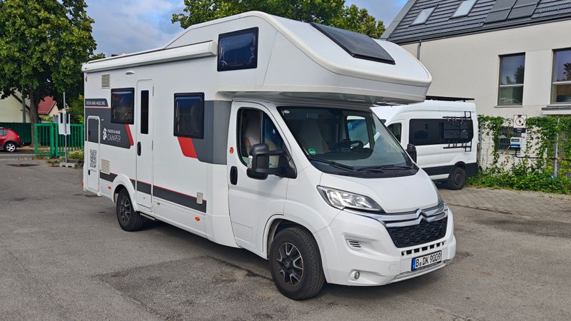 SunLiving A70 DK - 7 Personen Motor Überholt, Karosserieschäden